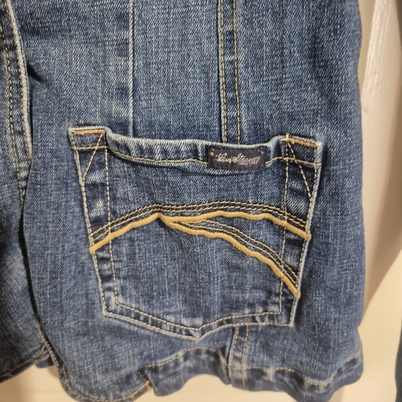 Levi's Women's Denim Jacket with Yellow Stitching - Picture 3 of 4